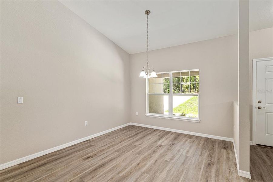 Spacious, unfurnished interior of a new home in , Dunnellon (Image 38).