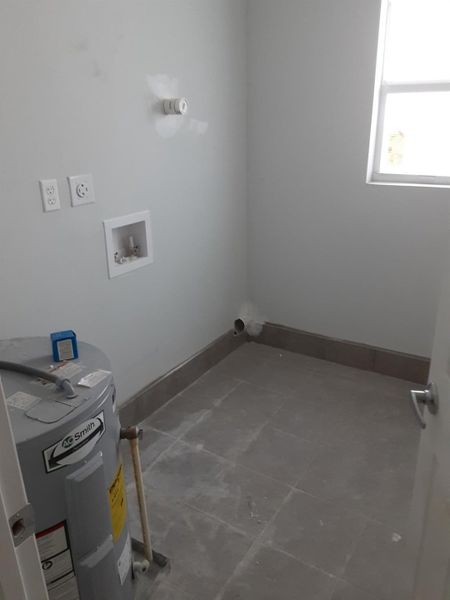 2nd floor laundry room