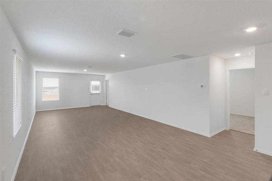 Spacious, unfurnished interior of a new home in Prairie Lakes, Buda (Image 10). Spacious, unfurnished interior of a new home in Prairie Lakes, Buda (Image 10).