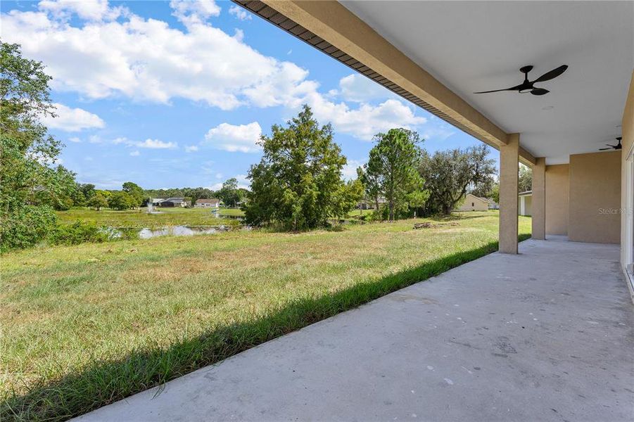 Exterior details and patio area of a home in , Leesburg (Image 14).