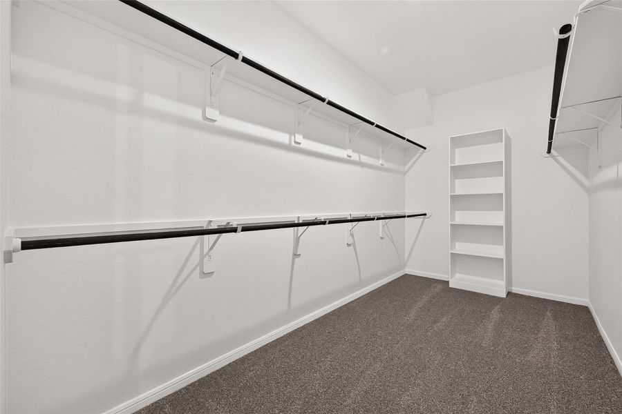 Spacious, unfurnished interior of a new home in La Segarra, Brookshire (Image 31).