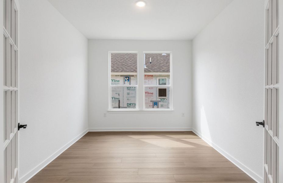 Spacious, unfurnished interior of a new home in Sun City Texas, Georgetown (Image 45). Spacious, unfurnished interior of a new home in Sun City Texas, Georgetown (Image 45).