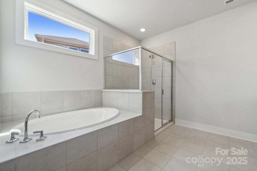 Furnished interior view inside a new home in Cannon Manor, Kannapolis (Image 7).