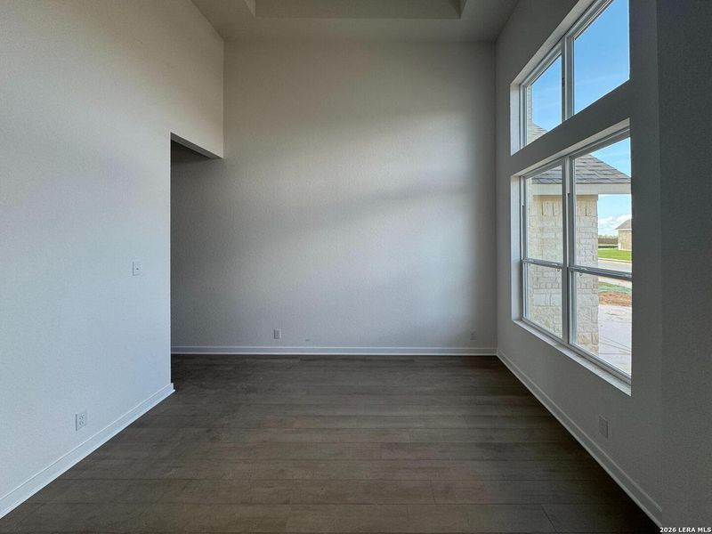 Spacious, unfurnished interior of a new home in Saddlebrook Ranch, Schertz (Image 5). Spacious, unfurnished interior of a new home in Saddlebrook Ranch, Schertz (Image 5).
