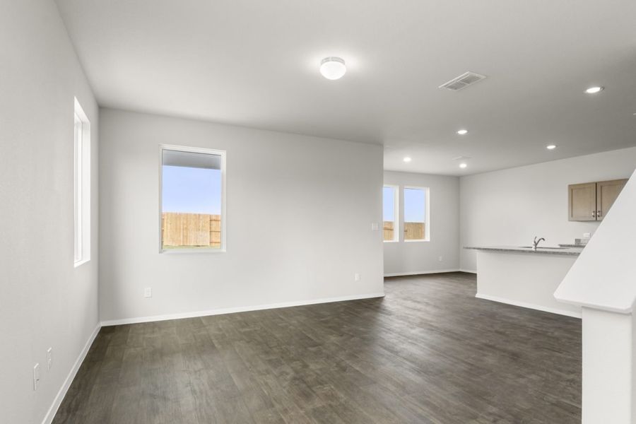 Representative unfurnished interior of a home built from the Azalea 1782 by Brohn Homes in Azalea, Pattison (Image 12).