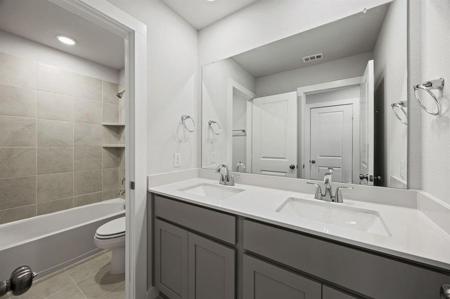 Furnished interior view inside a new home in Ambergrove, Royse City (Image 7). Furnished interior view inside a new home in Ambergrove, Royse City (Image 7).