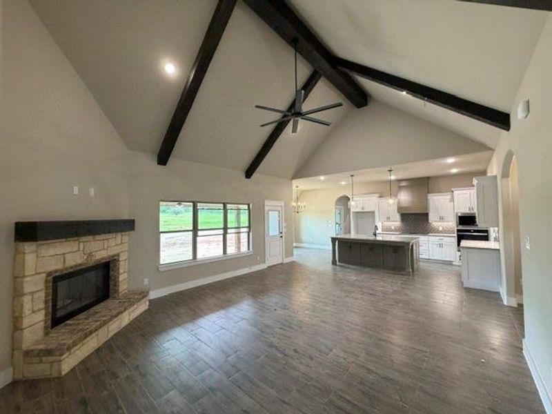Spacious, unfurnished interior of a new home in , Springtown (Image 14).