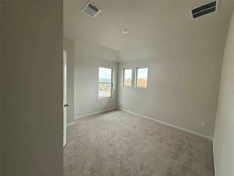 Spacious, unfurnished interior of a new home in La Cima, San Marcos (Image 15).