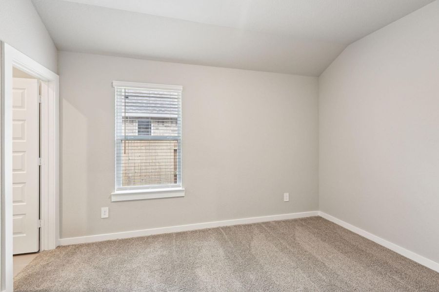 Spacious, unfurnished interior of a new home in Massey Oaks - Premier Series, Pearland (Image 22). Spacious, unfurnished interior of a new home in Massey Oaks - Premier Series, Pearland (Image 22).