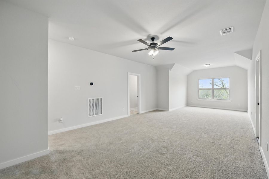 Representative unfurnished interior of a home built from the McKinley II by Cheldan Homes in Terra Vista Estates, Springtown (Image 30).