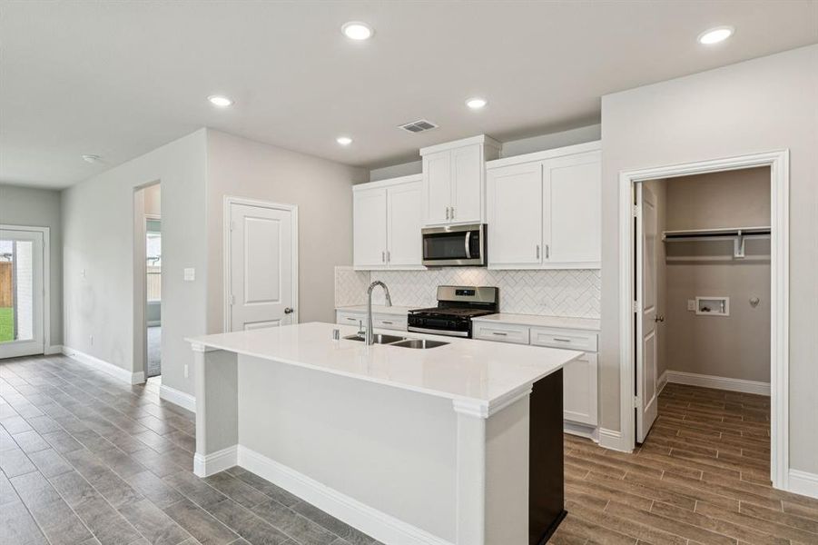 Furnished interior view inside a new home in AnaCapri, Anna (Image 4).
