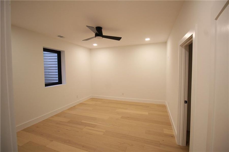 Spacious, unfurnished interior of a new home in , Sandy Springs (Image 24). Spacious, unfurnished interior of a new home in , Sandy Springs (Image 24).