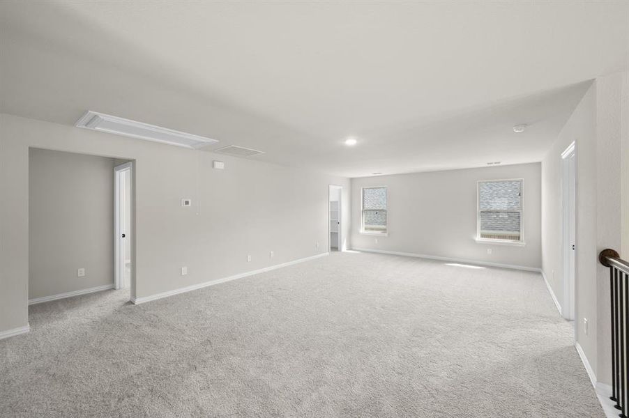 Spacious, unfurnished interior of a new home in Rocky Creek Crossing, Crowley (Image 17).