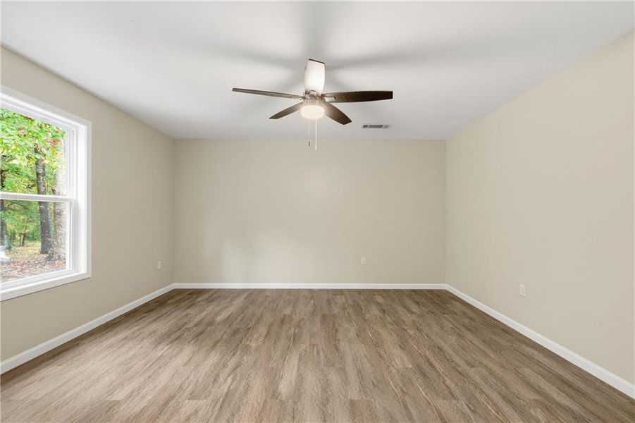 Spacious, unfurnished interior of a new home in , Toccoa (Image 33).