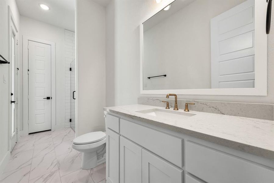 Furnished interior view inside a new home in King Crossing Estates, Van Alstyne (Image 14).