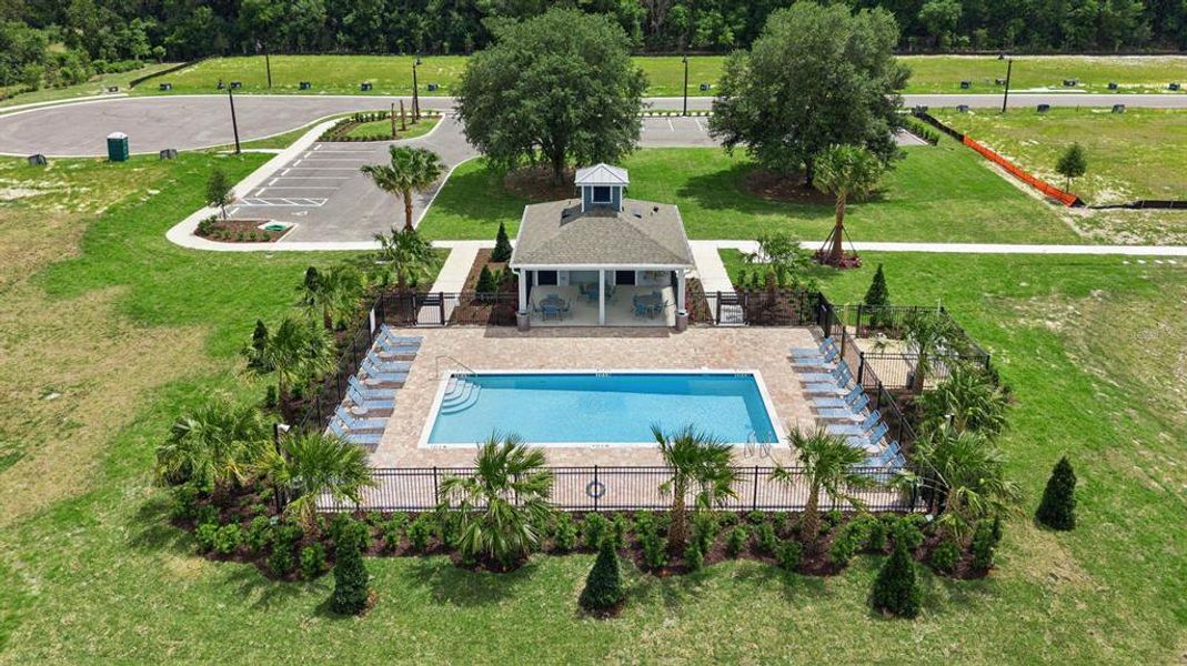 Community amenities in , Osteen (Image 19).