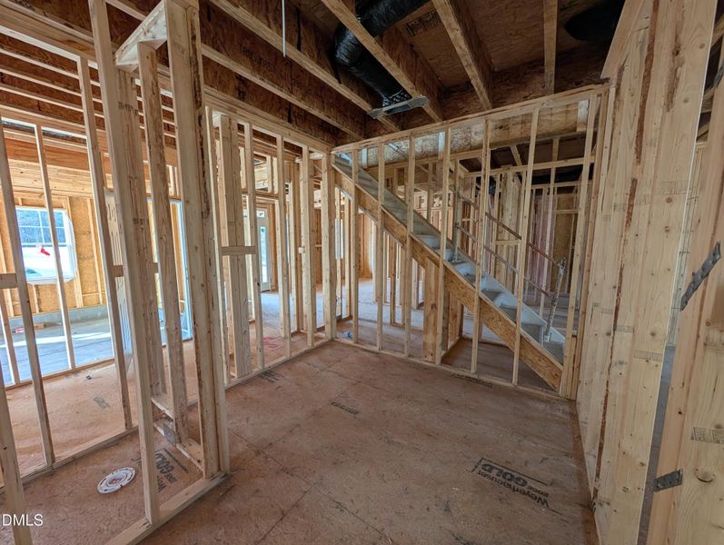 PXL_20251115_184955340