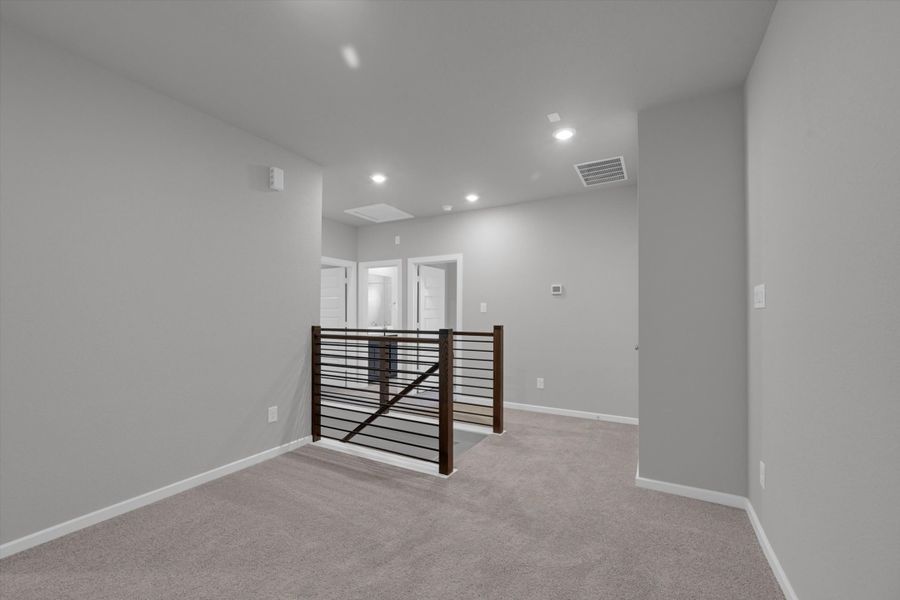 Spacious, unfurnished interior of a new home in Summer Place  35', Montgomery (Image 36).