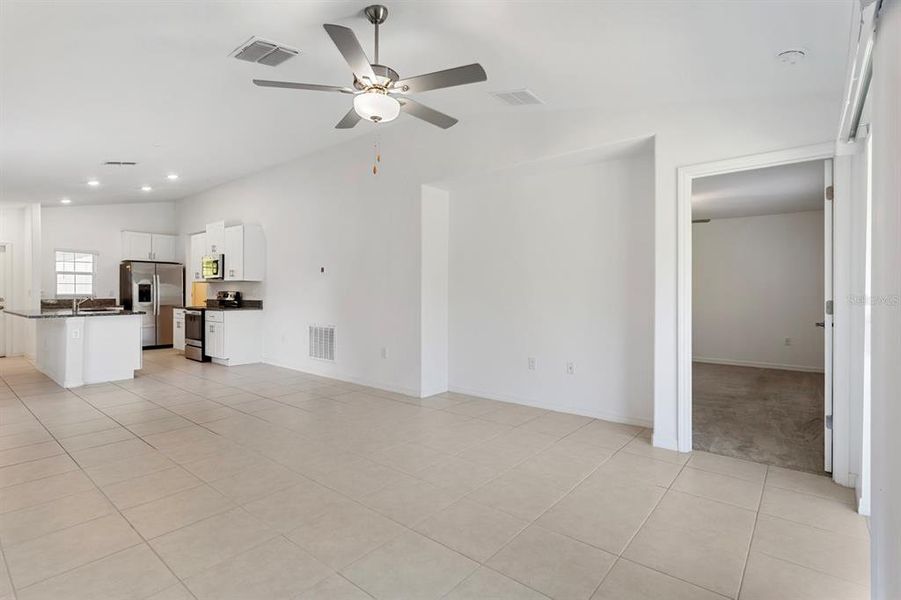 Spacious, unfurnished interior of a new home in , Lakeland (Image 18). Spacious, unfurnished interior of a new home in , Lakeland (Image 18).