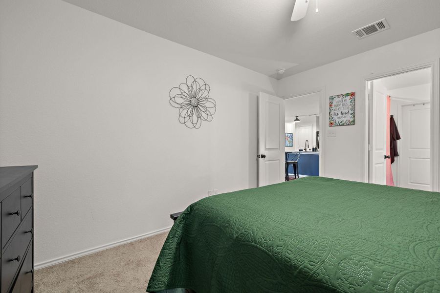 Furnished interior view inside a new home in Rancho Del Cielo, Jarrell (Image 9). Furnished interior view inside a new home in Rancho Del Cielo, Jarrell (Image 9).