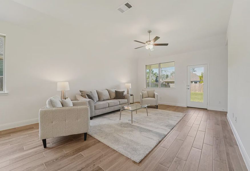 Plan 3019 Great Room - Staged - 7 of 17