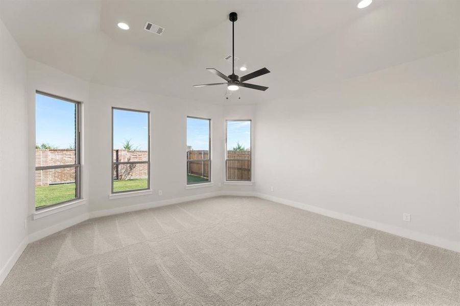 Spacious, unfurnished interior of a new home in Somerset - Phase 5, Mansfield (Image 32).