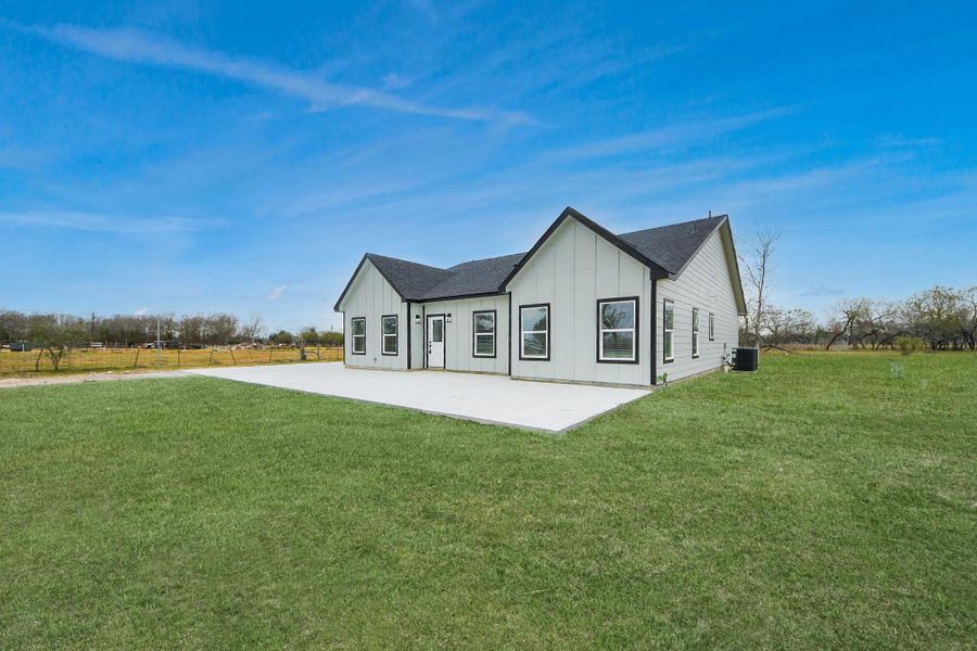 Front exterior of a new home in , Brookshire, TX, highlighting curb appeal (Image 28).