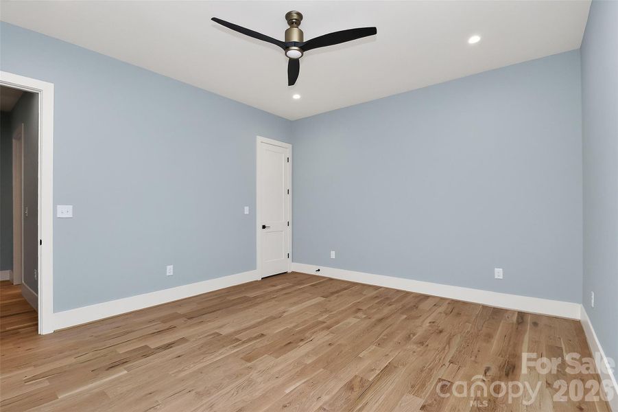 Spacious, unfurnished interior of a new home in , Charlotte (Image 23).