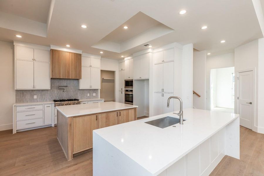 Furnished interior view inside a new home in , Beaumont (Image 7).