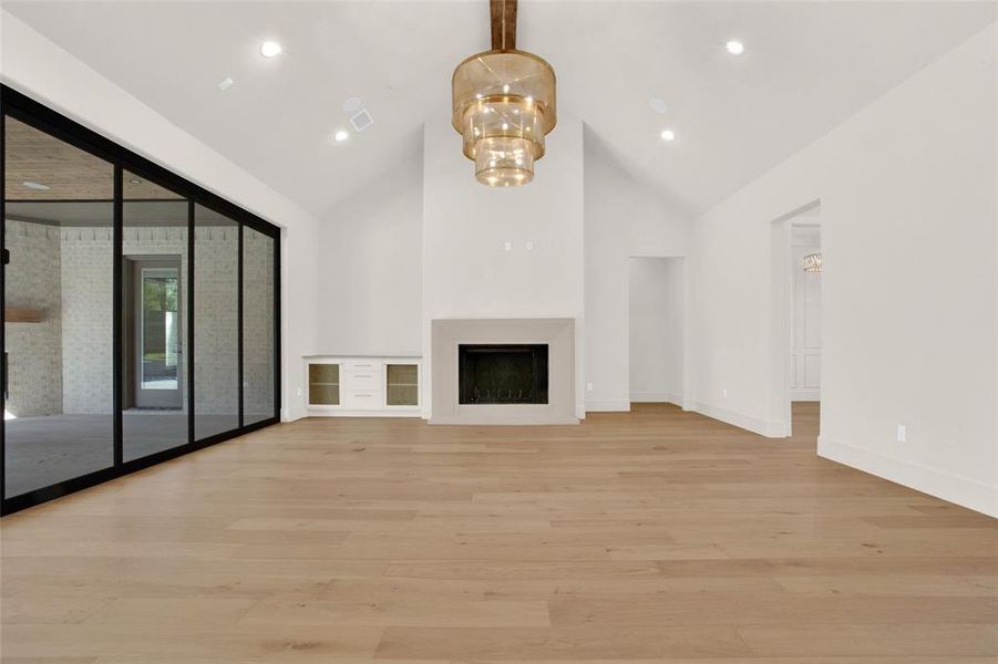 Spacious, unfurnished interior of a new home in , Tyler (Image 24).