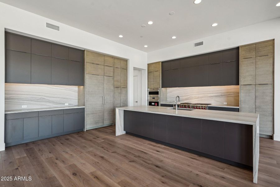 25-web-or-mls-E Buckskin Trail-1105-025