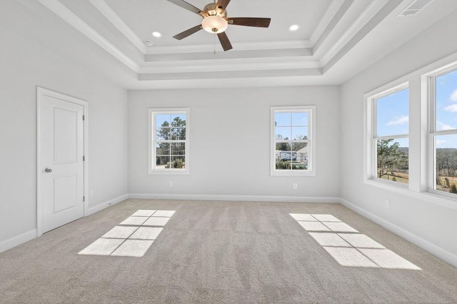 Spacious, unfurnished interior of a new home in Hemingway, Flowery Branch (Image 38).