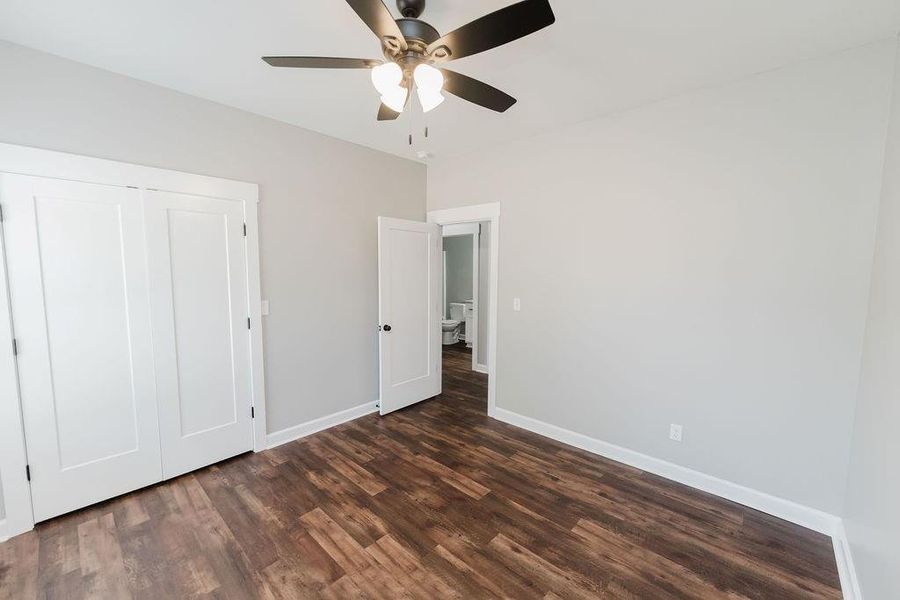 Spacious, unfurnished interior of a new home in , Sylvester (Image 16).
