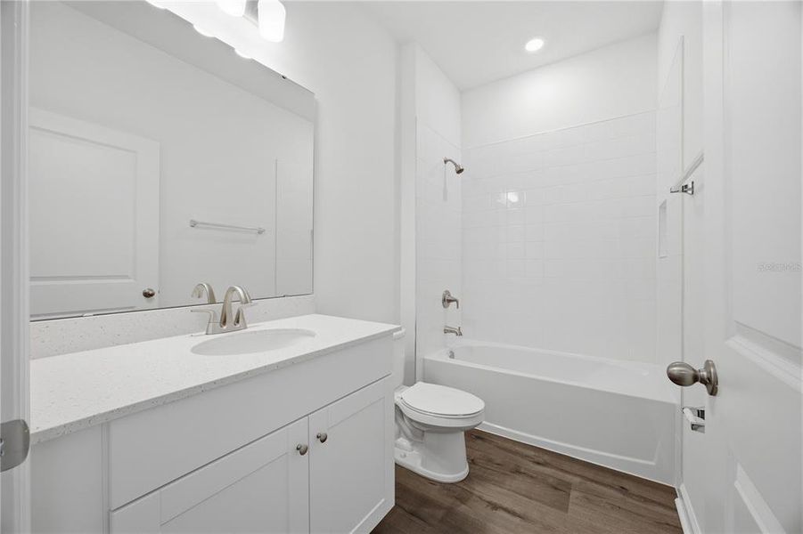 Furnished interior view inside a new home in , Okahumpka (Image 5).