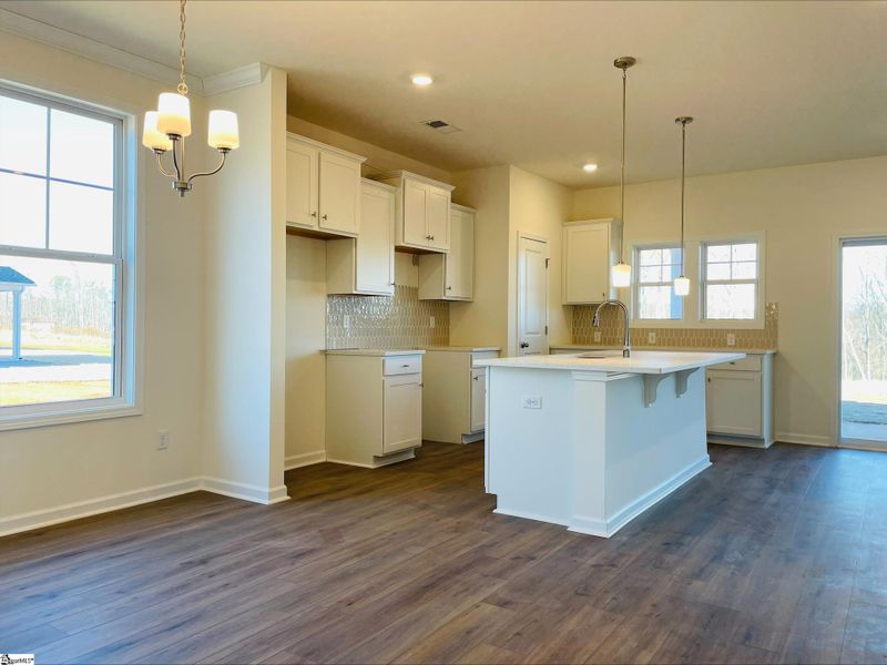 Furnished interior view inside a new home in Lynbrook, Boiling Springs (Image 4).
