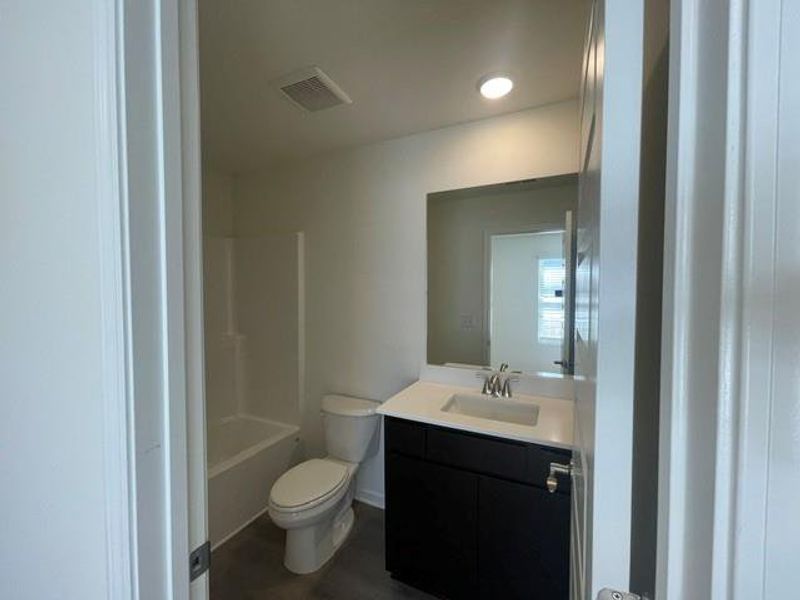 Furnished interior view inside a new home in Salacoa, Calhoun (Image 7).