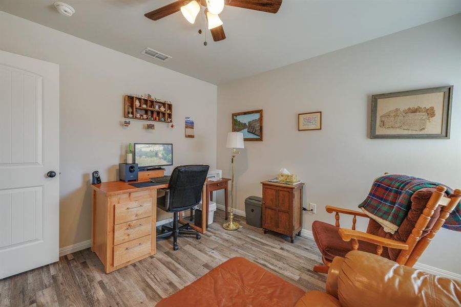 Furnished interior view inside a new home in , Abilene (Image 16).