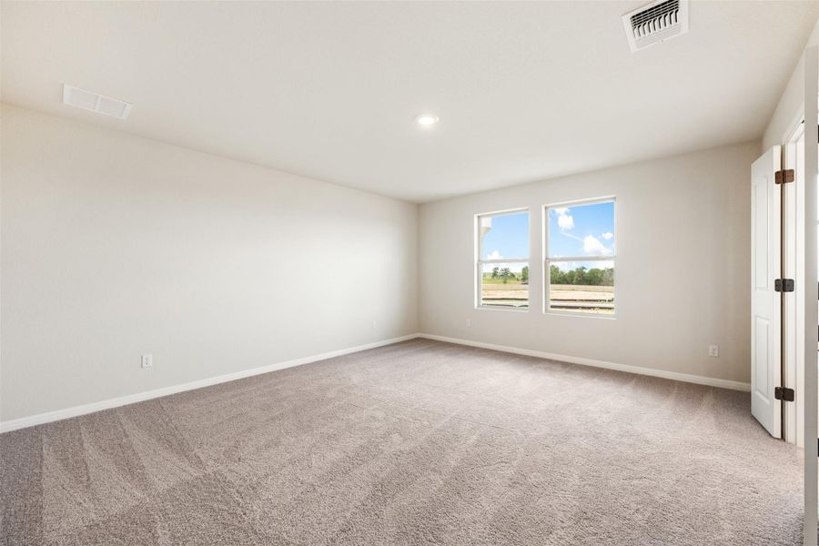 Spacious, unfurnished interior of a new home in Patterson Ranch, Georgetown (Image 18).