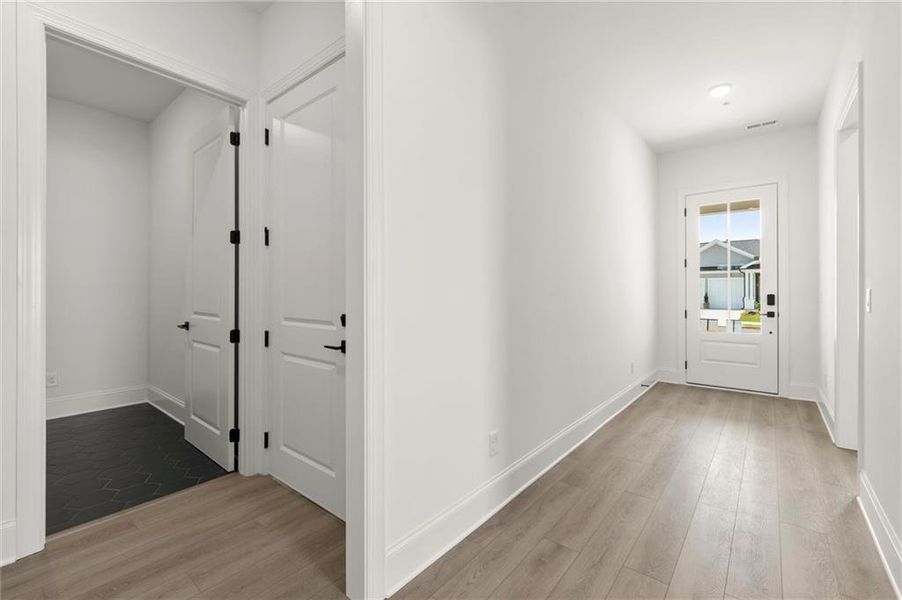 Spacious, unfurnished interior of a new home in , Kennesaw (Image 60).