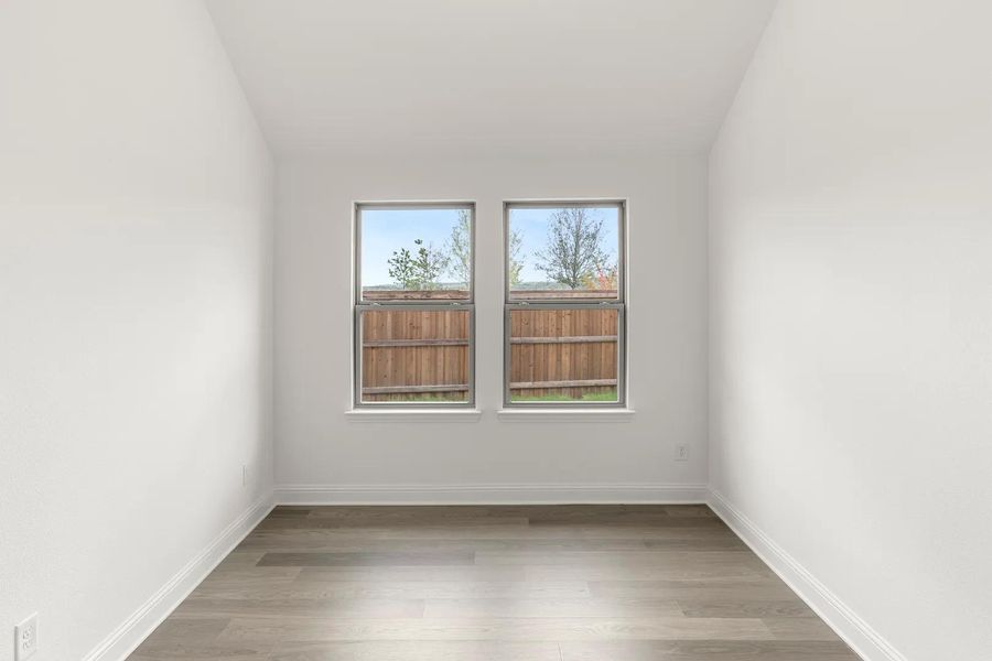 The Huntley B Home Office The Huntley B Home Office