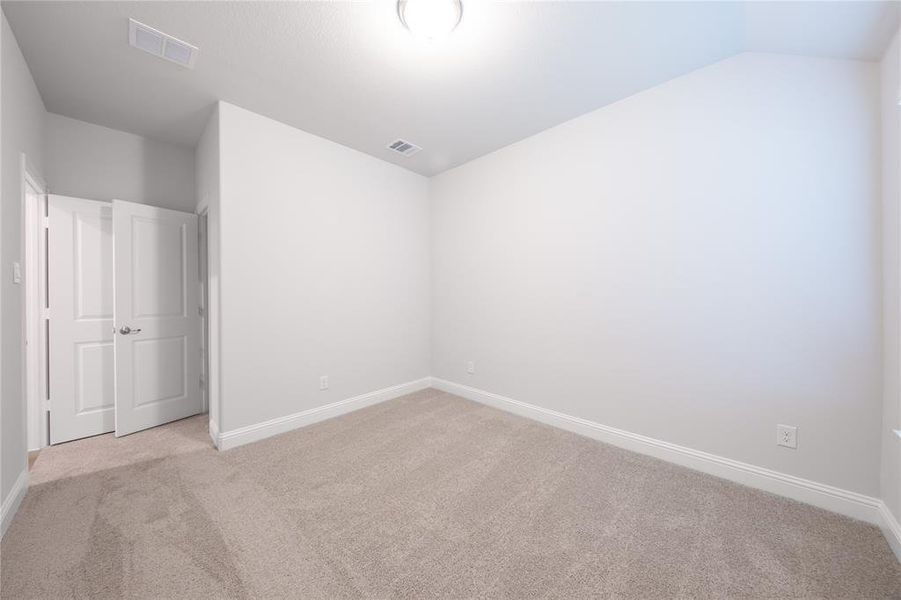 Spacious, unfurnished interior of a new home in Goodland: Overlook 60', Midlothian (Image 9).