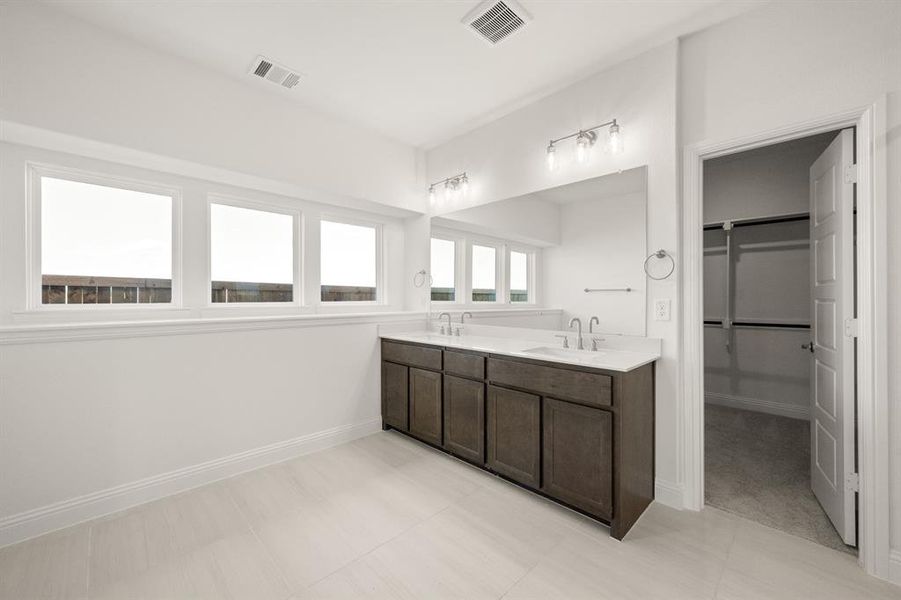 1013 Butterfly- Primary Suite-3