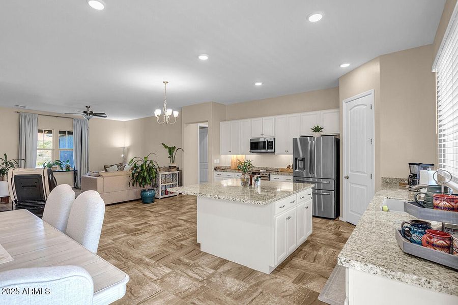 HK5A0447-1280 HK5A0447-1280