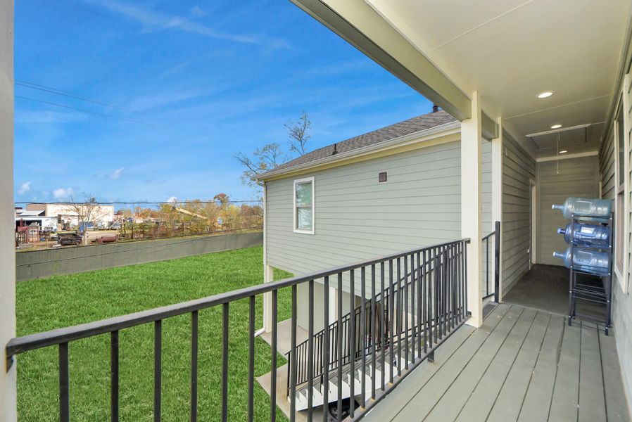 Rear Deck and Access to back apartment and yard