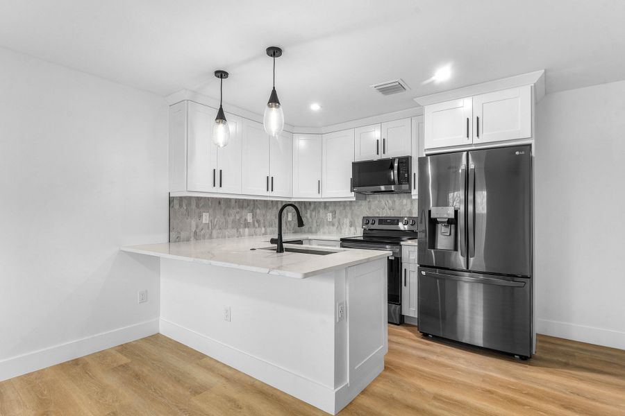 008-5701OldOrangeRoad-Jupiter-FL-33458-F