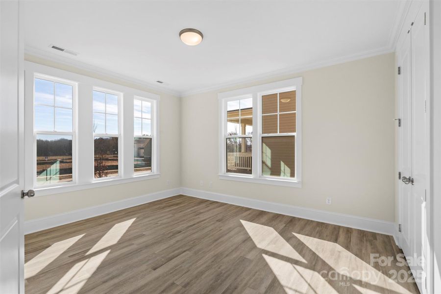Spacious, unfurnished interior of a new home in Riverwalk, Rock Hill (Image 17).