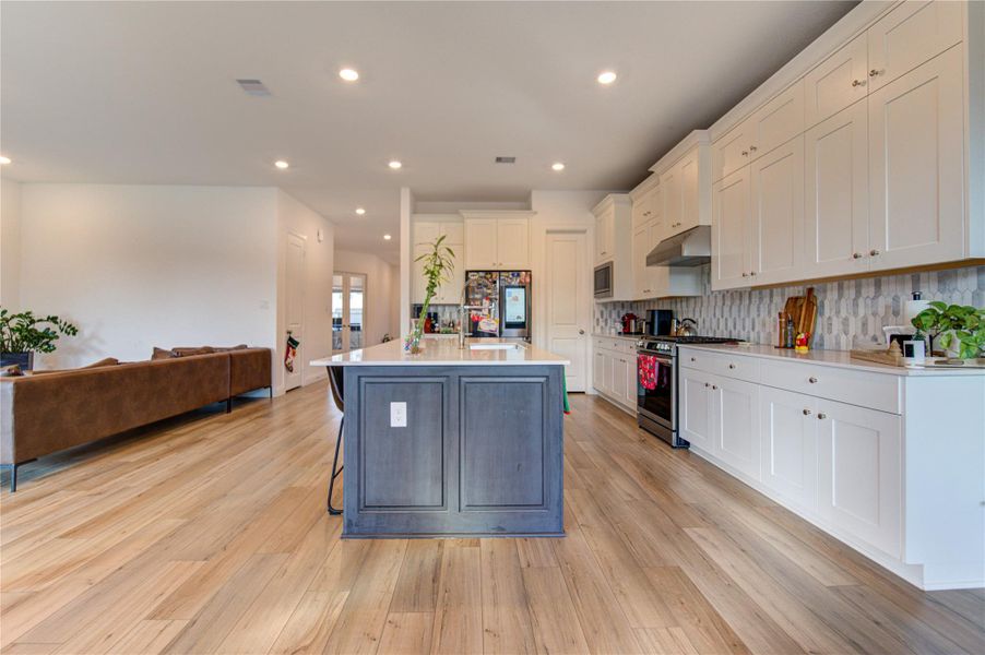 Furnished interior view inside a new home in Jordan Ranch: Vista Collection, Fulshear (Image 14).