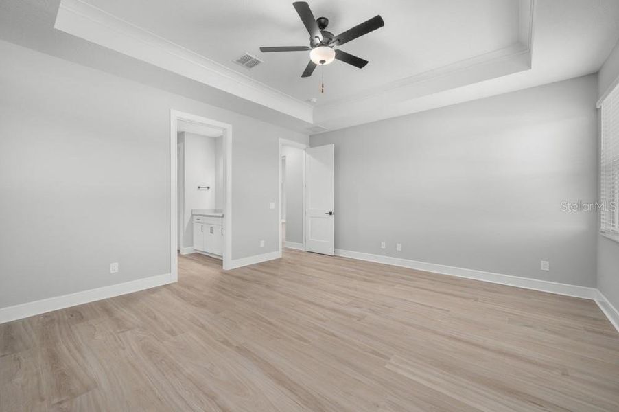 Spacious, unfurnished interior of a new home in , Fruitland Park (Image 19).
