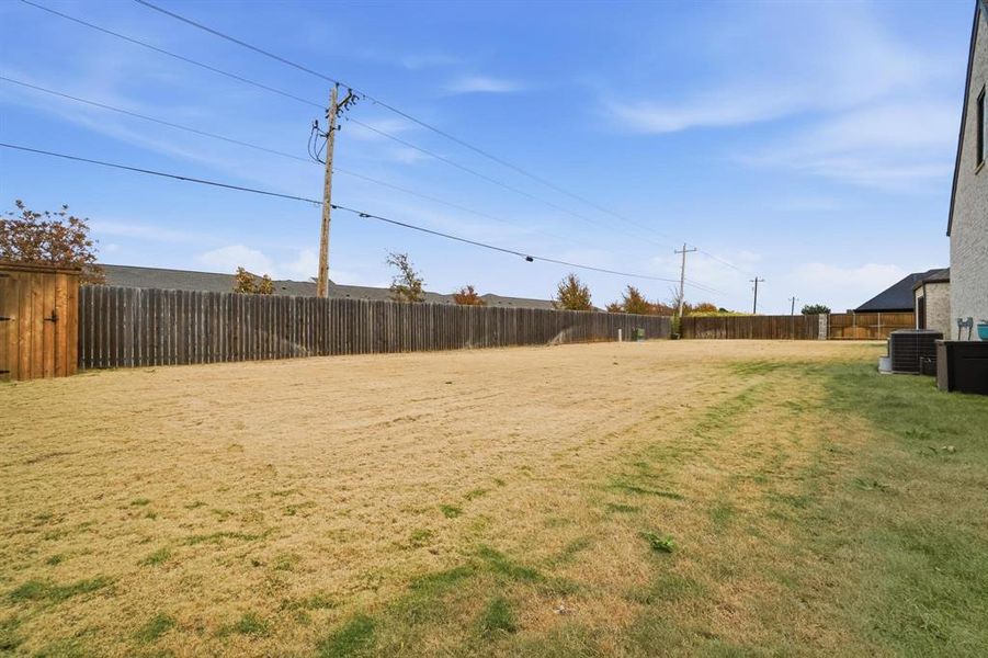Exterior details and patio area of a home in , Abilene (Image 21).