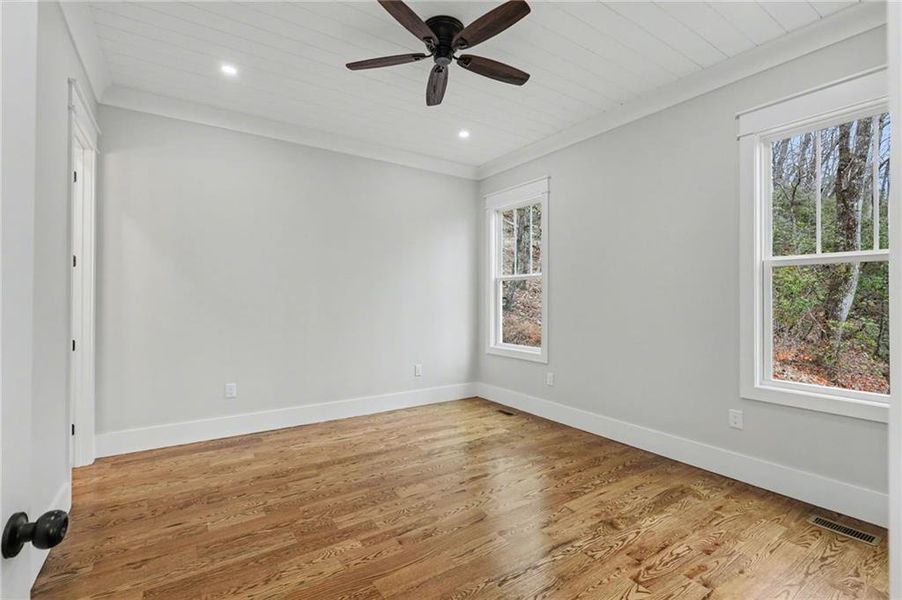 Spacious, unfurnished interior of a new home in , Clayton (Image 43).